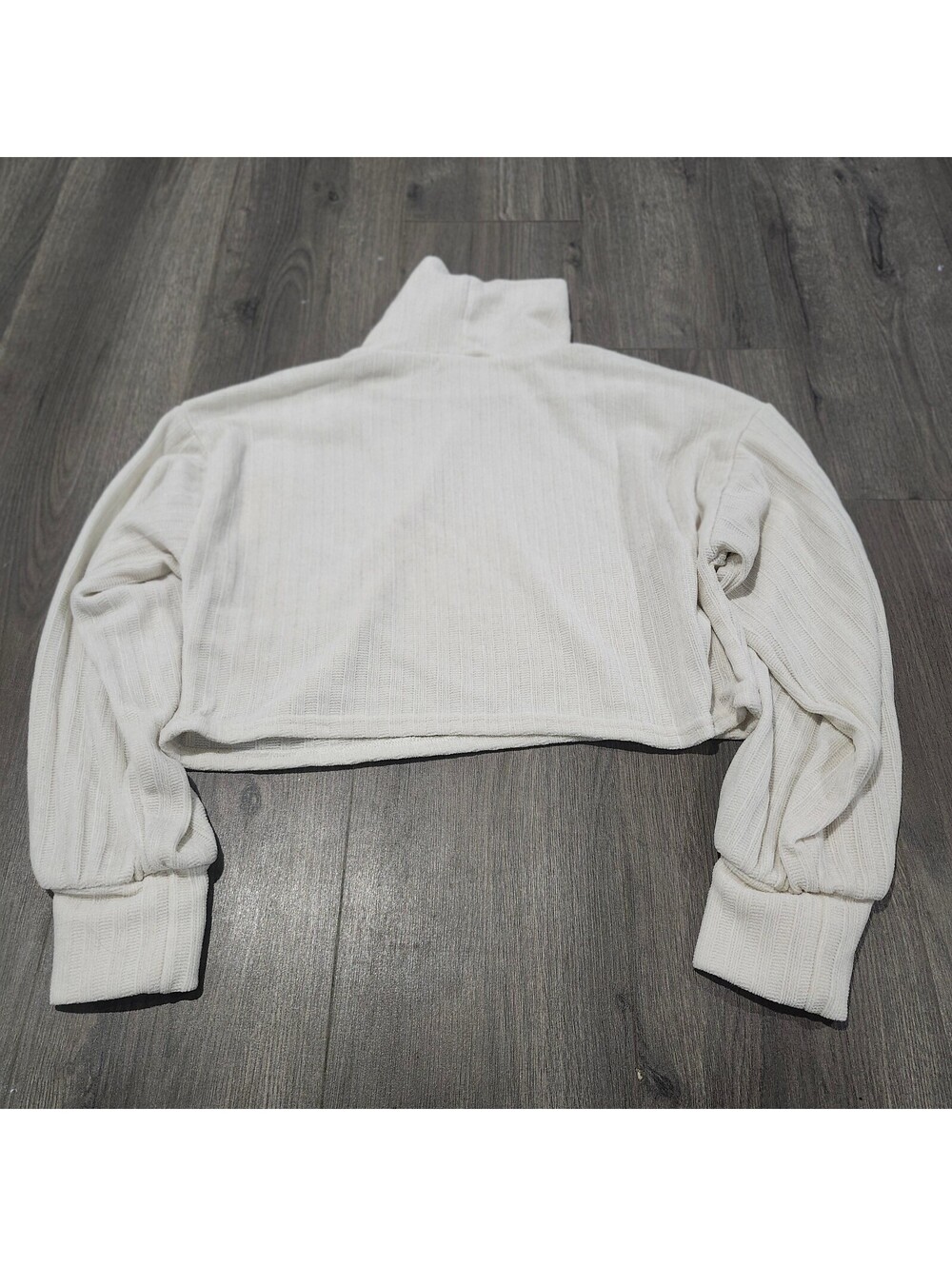 Altar'd State Cream Ribbed Cropped Turtleneck Sweater Size Small